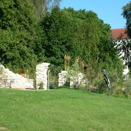 Hallerhof מלון