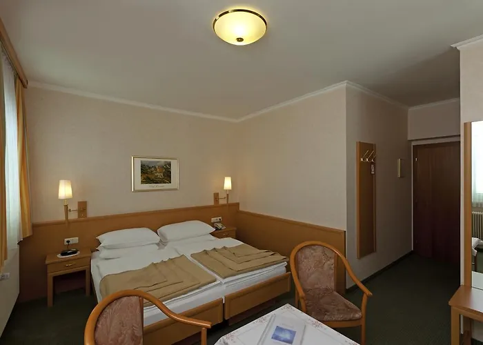 Hallerhof Hotel 4*