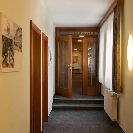 Hallerhof